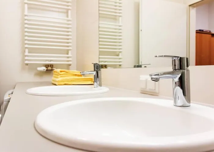 New, Quiet Flat Next To U1, Vic, Shopping Mall,... Vienne