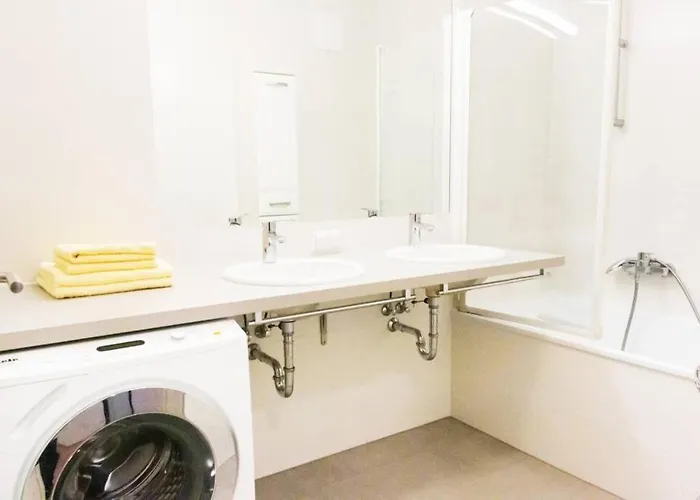 New, Quiet Flat Next To U1, Vic, Shopping Mall,... Appartement Vienne