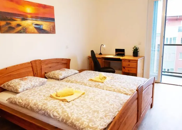Appartement New, Quiet Flat Next To U1, Vic, Shopping Mall,... *